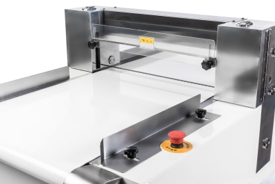 Машина для горизонтальной нарезки тортов и бисквита Danler GM-480 - внешний вид оборудования